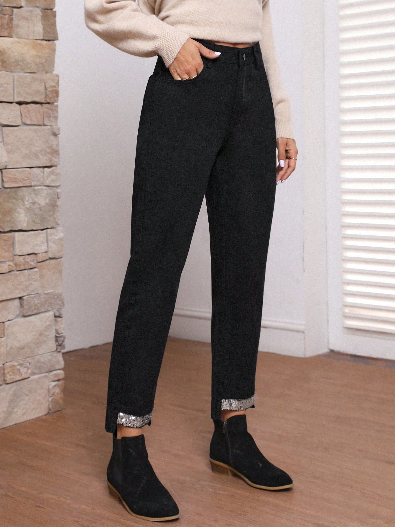 Jean noir à paillette pour femme