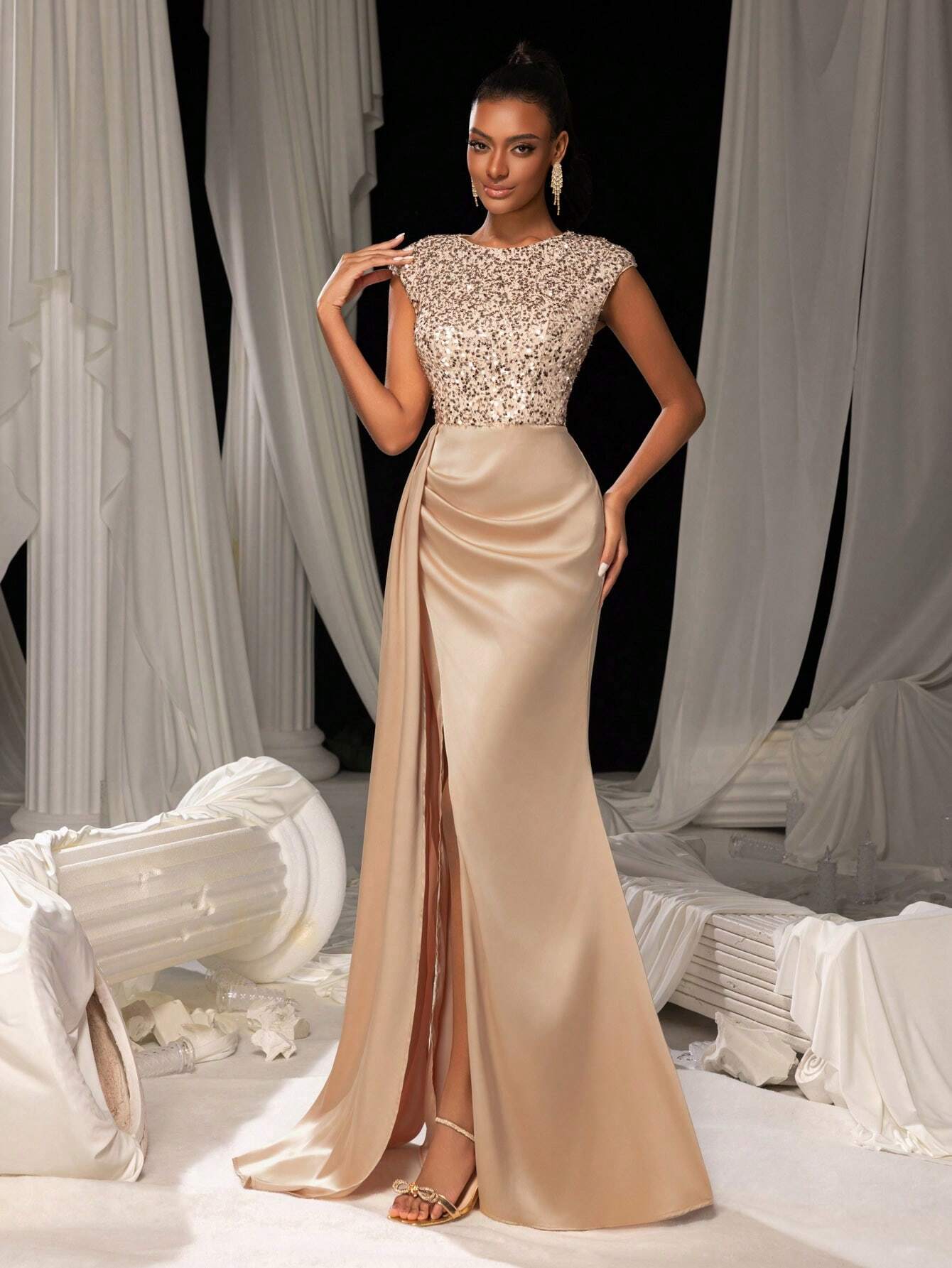 Robe de soirée mariage paillette vue de face