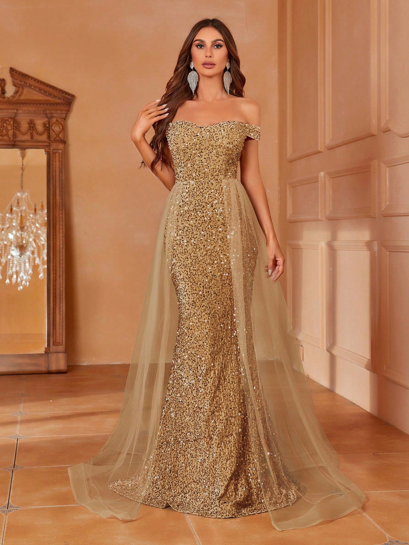 Robe de soirée pailletée doré vue de face